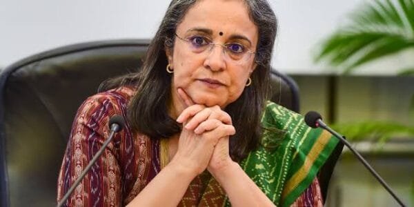 FIR order issued against several officials including Madhabi Buch in SEBI case