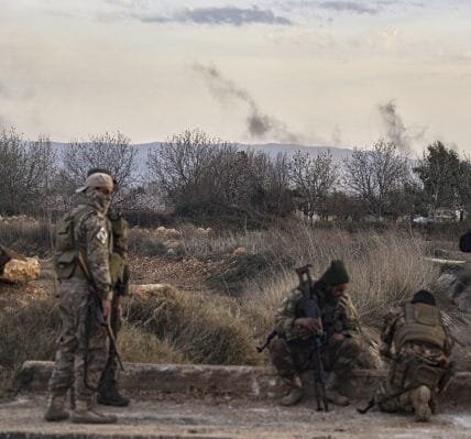 Lebanon and Syria yesterday signed a ceasefire deal to end two days of border clashes