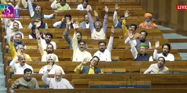 Lok Sabha passed the Immigration and Foreigners Bill-2025