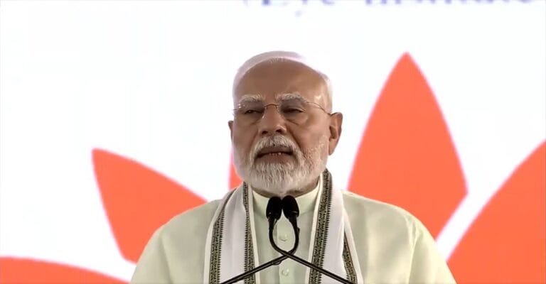 प्रधानमंत्री मोदी ने महाराष्ट्र के नांदेड़ में दुर्घटना में लोगों की मृत्यु पर शोक व्यक्त किया; PMNRF से अनुग्रह राशि की घोषणा