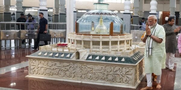 PM Modi reaffirms commitment to Dr. Babasaheb Ambedkar's vision during his visit to Deekshabhoomi in Nagpur