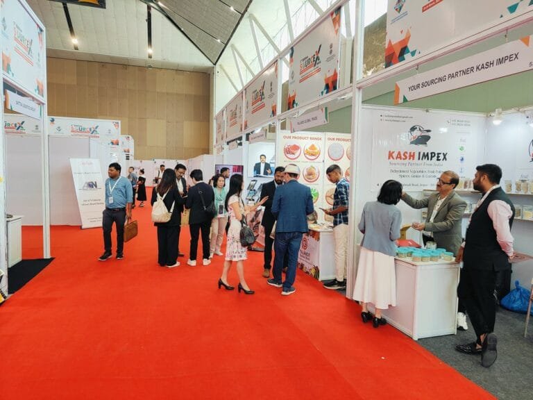 सोर्सएक्स इंडिया 2025 का उद्घाटन यशोभूमि कन्वेंशन सेंटर, नई दिल्ली में हुआ