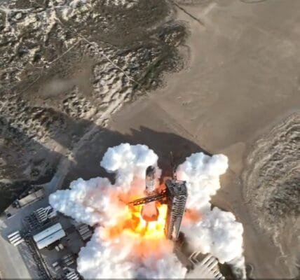 SpaceX Starship rocket explodes minutes after launch from Texas