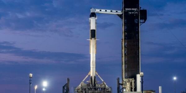 SpaceX postpones scheduled flight to ISS due to last-minute technical glitch on rocket's launchpad