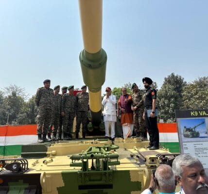 Two-day display of the three armies - 'Shaurya Vedanam Utsav' - begins in Motihari