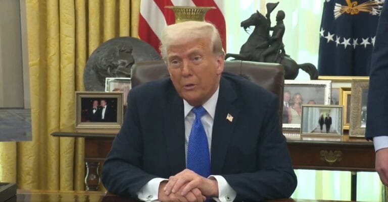 अमेरिका के राष्ट्रपति ट्रंप ने कहा- भारत के साथ टैरिफ वार्ता बेहतर स्थिति में; शीघ्र ही व्यापार समझौते की उम्मीद