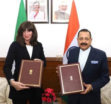 Anna Maria Bernini, Minister of Universities and Research of Italy meets Union Minister Dr. Jitendra Singh