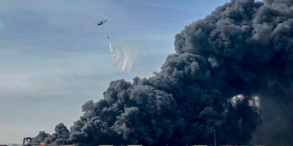 Death toll in explosion at Bandar Abbas in southern Iran rises to 14, 750 injured