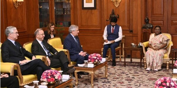 Deputy Prime Minister and Foreign Minister of Italy Antonio Tajani meets President Draupadi Murmu at Rashtrapati Bhavan