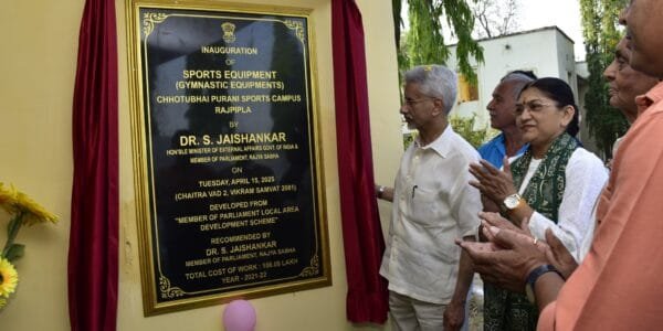 Dr. S. Jaishankar today inaugurated and laid the foundation stone for various development works worth over Rs 11 crore in Narmada district of Gujarat