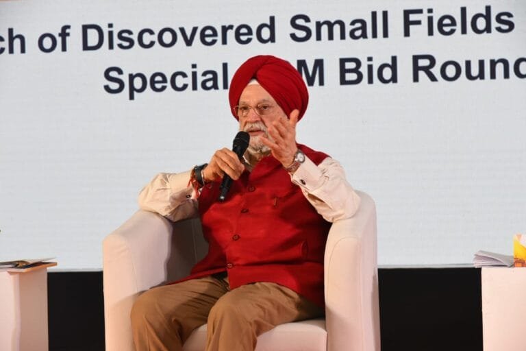 भारतीय हाइड्रोकार्बन क्षेत्र त्वरित अन्वेषण और विकास के एक नए युग में प्रवेश कर रहा है: हरदीप सिंह पुरी