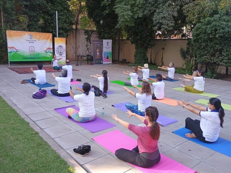 अंतरराष्ट्रीय योग दिवस 2025: ‘एक पृथ्वी, एक स्वास्थ्य के लिए योग’ थीम के साथ विश्वव्यापी आयोजन की तैयारी तेज़