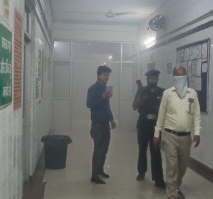 More than two hundred patients were evacuated safely after a massive fire broke out at Lucknow's Lok Bandhu Hospital last night