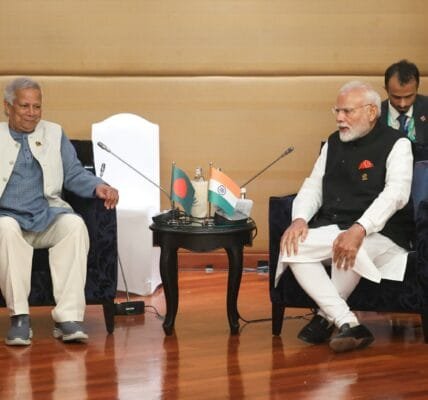PM Modi meets Chief Advisor of Bangladesh on the sidelines of BIMSTEC Summit