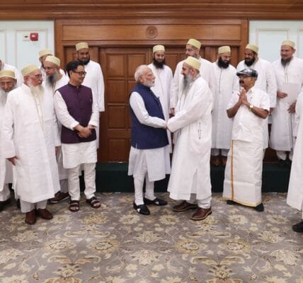 PM Narendra Modi interacts with a delegation of Dawoodi Bohra community