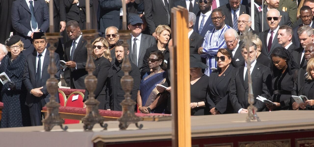 President Draupadi Murmu attended the funeral of Pope Francis