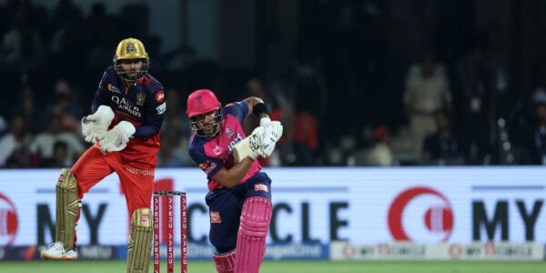 Royal Challengers Bangalore beat Rajasthan Royals by 11 runs in IPL T20 cricket