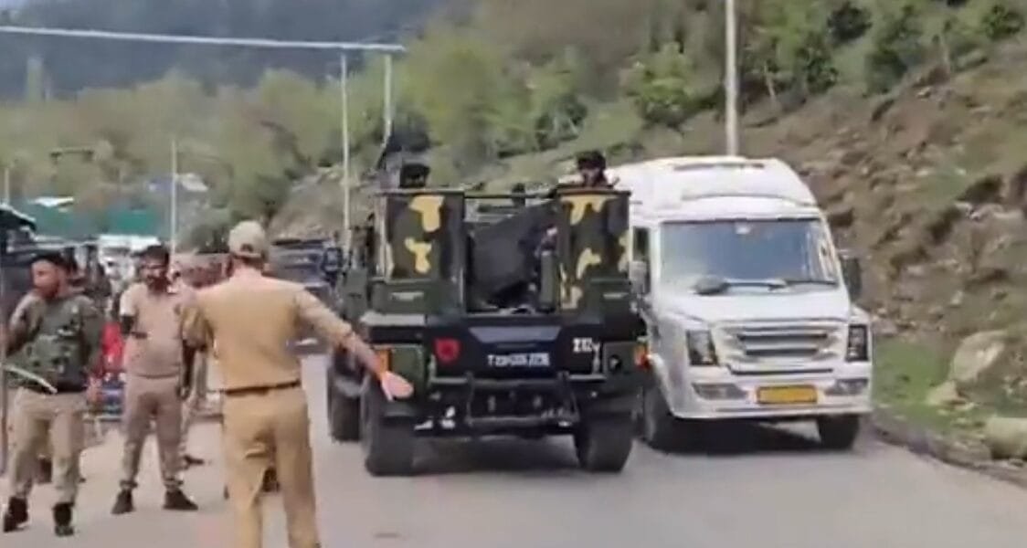 Terrorist attack on tourists in Pahalgam, Jammu and Kashmir, several injured