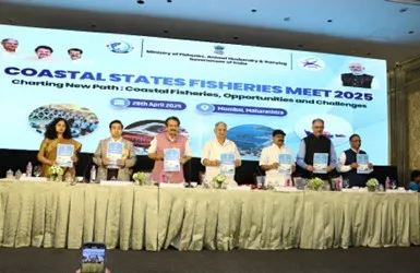 Union Minister Rajiv Ranjan Singh launches projects worth Rs 255 crore in Mumbai; Fishermen provided aqua insurance for the first time