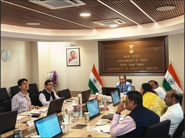 DFS सचिव ने NCLT में लंबित मामलों को निपटाने में पब्लिक सेक्टर बैंकों की प्रगति के निरीक्षण पर समीक्षा बैठक की अध्यक्षता की