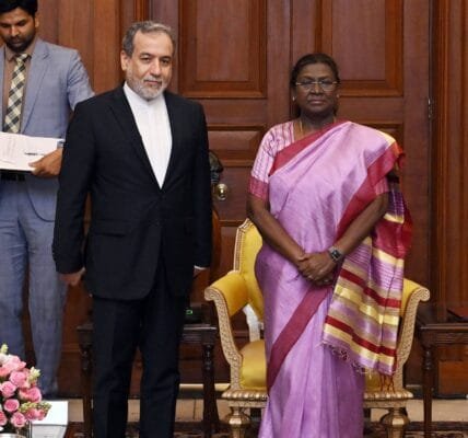 Iran's Foreign Minister Dr. Abbas Araghchi met President Draupadi Murmu at Rashtrapati Bhavan today
