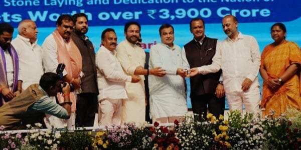 Nitin Gadkari laid the foundation stone of several road projects worth Rs 3,900 crore in Telangana and dedicated them to the nation