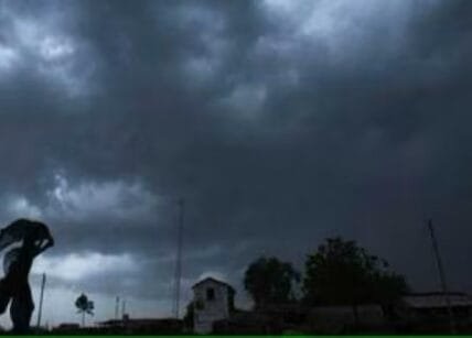 Southwest monsoon will reach Kerala coast early this year, good crop yield is expected