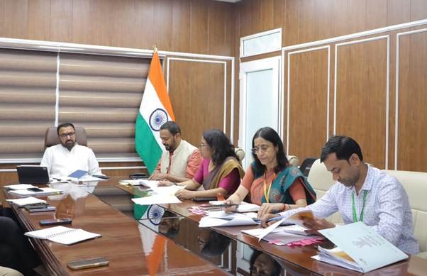 केंद्रीय आयुष मंत्री प्रतापराव जाधव ने अंतर्राष्ट्रीय योग दिवस 2025 की तैयारियों की समीक्षा की