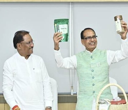 Union Agriculture Minister Shivraj Singh Chouhan praised the products of 'Jashpure' brand