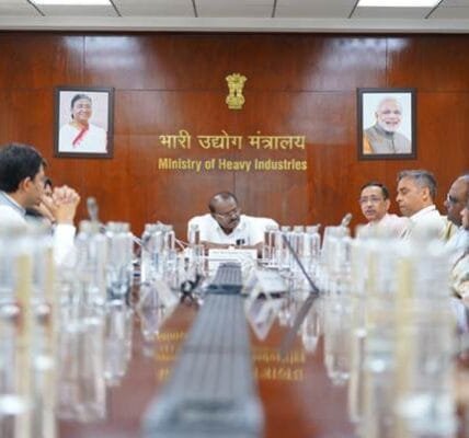 Union Minister HD Kumaraswamy chairs meeting on electric bus rollout