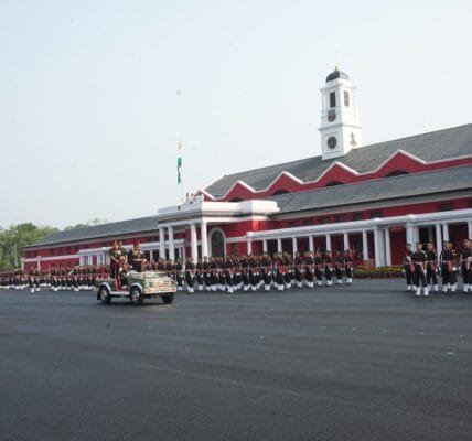 Commander of the Sri Lankan Army once again made a proud visit to his alma mater by inspecting the Passing Out Parade at IMA Dehradun
