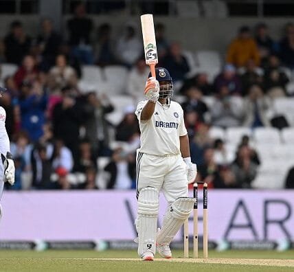 India set England a target of 371 runs in the first Test match of the Anderson-Tendulkar Trophy at Leeds