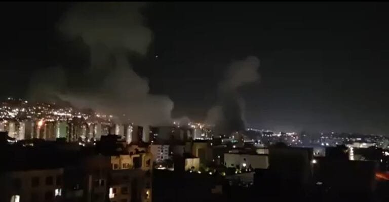 इज़राइल ने ईरान की राजधानी तेहरान पर हवाई हमले किये; इज़राइल में आपात स्थिति घोषित