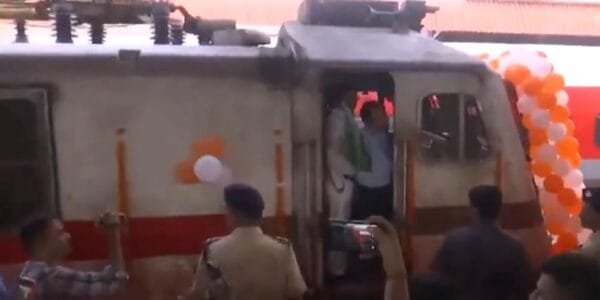 Maharashtra CM Devendra Fadnavis flagged off Bharat Gaurav special tourist train for Chhatrapati Shivaji Maharaj Circuit