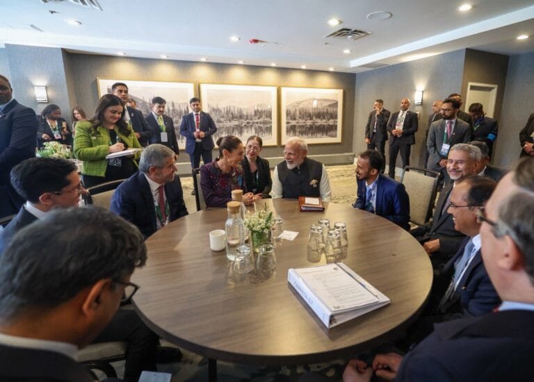 प्रधानमंत्री मोदी ने आतंकवाद से निपटने सहित विभिन्‍न मुद्दों पर कई देशों के नेताओं के साथ द्विपक्षीय बैठकें कीं