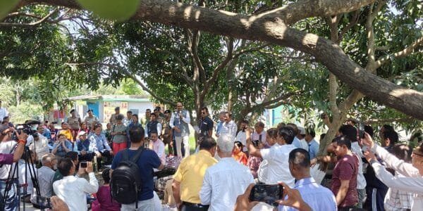Union Agriculture Minister Shivraj Singh Chouhan on Friday participated in the Kisan Chaupal organized at Pavwala Sauda village under Doiwala block of Dehradun