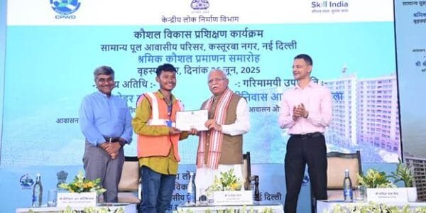 Union Minister Manohar Lal distributed skill certificates to workers trained under CPWD Labour Skill Training Program