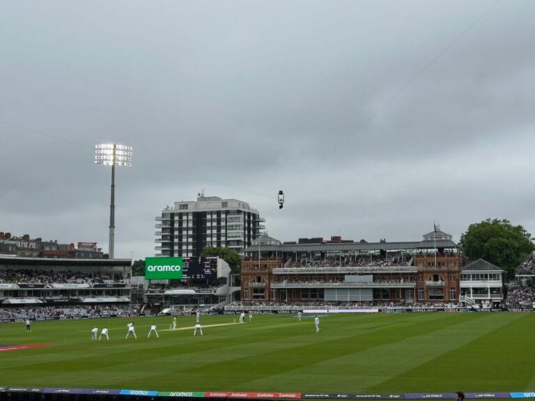 लॉर्ड्स में विश्व टेस्ट क्रिकेट चैंपियनशिप के फाइनल के दूसरे दिन आज दक्षिण अफ्रीका 4 विकेट पर 43 रन से आगे खेलेगा