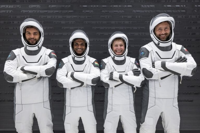 शुभांशु शुक्ला आज अंतरिक्ष के लिए भरेंगे उड़ान, एक्सिओम-4 मिशन फ्लोरिडा के कैनेडी अंतरिक्ष केन्‍द्र से प्रक्षेपित किया जाएगा