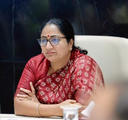 Delhi Government has set a time limit of 20 days for granting environmental clearance to green category industries for the purpose of ease of doing business