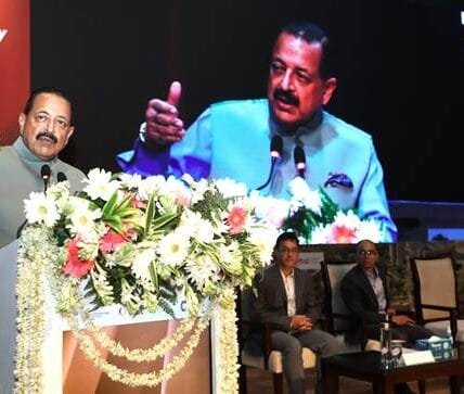 Dr Jitendra Singh inspects and reviews progress of first of its kind 'Medical Research Centre' on 16th Foundation Day of THSTI