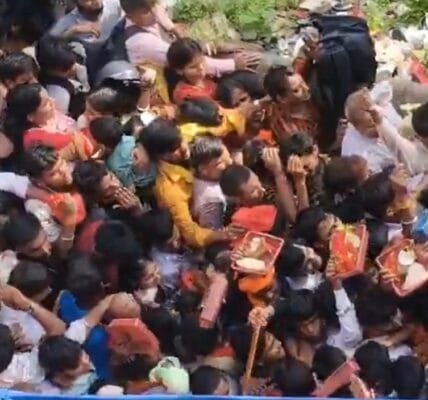 Haridwar 6 people died in a stampede after a huge crowd gathered at the Mansa Devi temple