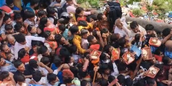 Haridwar 6 people died in a stampede after a huge crowd gathered at the Mansa Devi temple