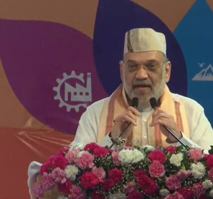 Home Minister Amit Shah addressed the inauguration and foundation stone laying program of various development schemes of Uttarakhand government worth ₹ 1271 crore
