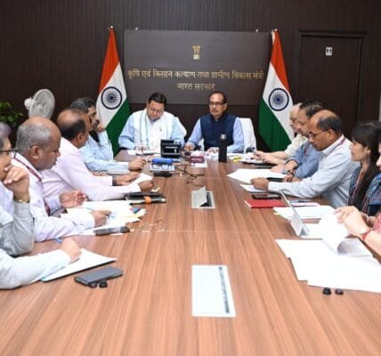 Meeting of Uttarakhand CM Pushkar Singh Dhami with Union Minister Shivraj Singh Chouhan in Delhi today for agriculture and rural development in Uttarakhand