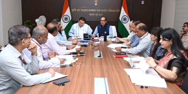 Meeting of Uttarakhand CM Pushkar Singh Dhami with Union Minister Shivraj Singh Chouhan in Delhi today for agriculture and rural development in Uttarakhand