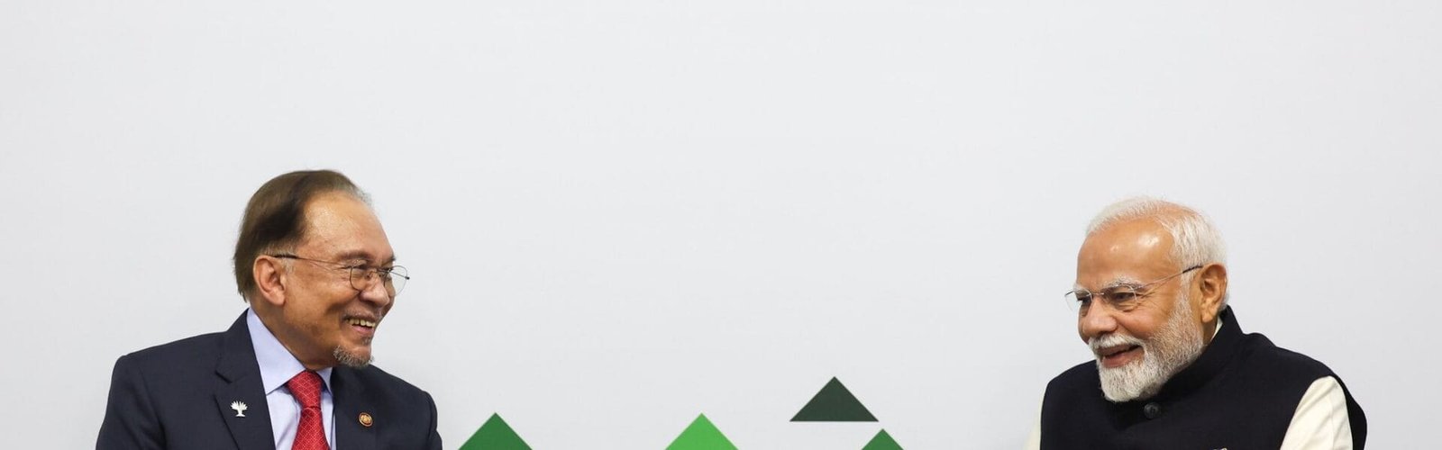 PM Modi meets PM of Malaysia on the sidelines of 17th BRICS Summit in Rio de Janeiro, Brazil