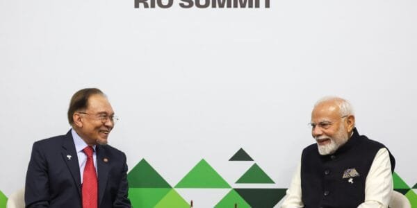 PM Modi meets PM of Malaysia on the sidelines of 17th BRICS Summit in Rio de Janeiro, Brazil