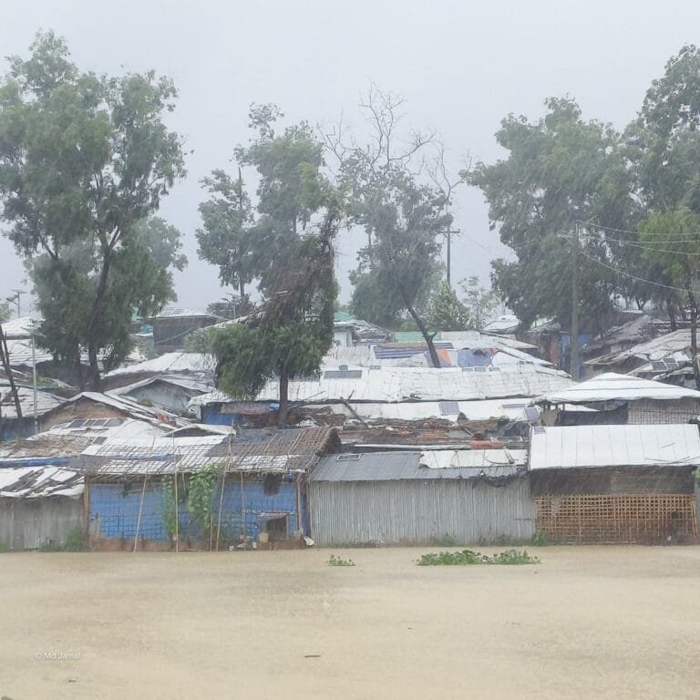 देश के उत्‍तर-पश्चिम, मध्‍यवर्ती और पूर्वोत्‍तर में अगले चार पांच दिन तेज़ बारिश का अनुमान