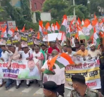 Supporters of several labour unions and workers' federations of West Bengal have called for a Bharat Bandh today